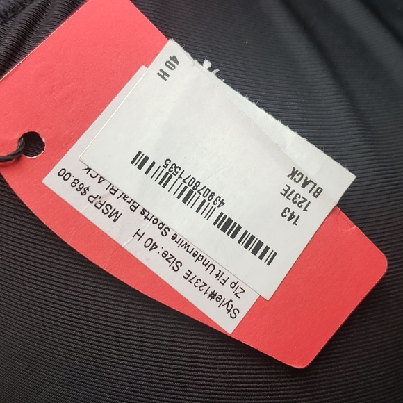 Curvy Couture Zip Fit Underwire Sports Bra - Picture 10 of 10